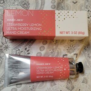TRADER JOE'S STRAWBERRY LEMON Ultra Moisturizing Hand Cream 3 oz/85 g NEW IN BOX